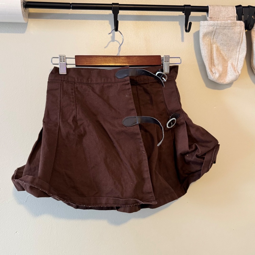 Pleated Mini Skirt with Buckle Women's M Chocolate Brown Y2K Grunge Whimsigoth